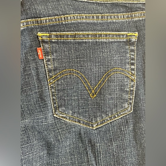 Levi's Boot Cut 515 Short Seam/Curvy Dark Blue Jeans Levi Strauss Size 12 S/C - Picture 13 of 16